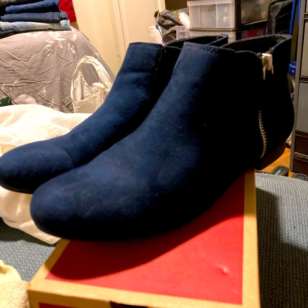 American Eagle Ankle Booties-Navy
